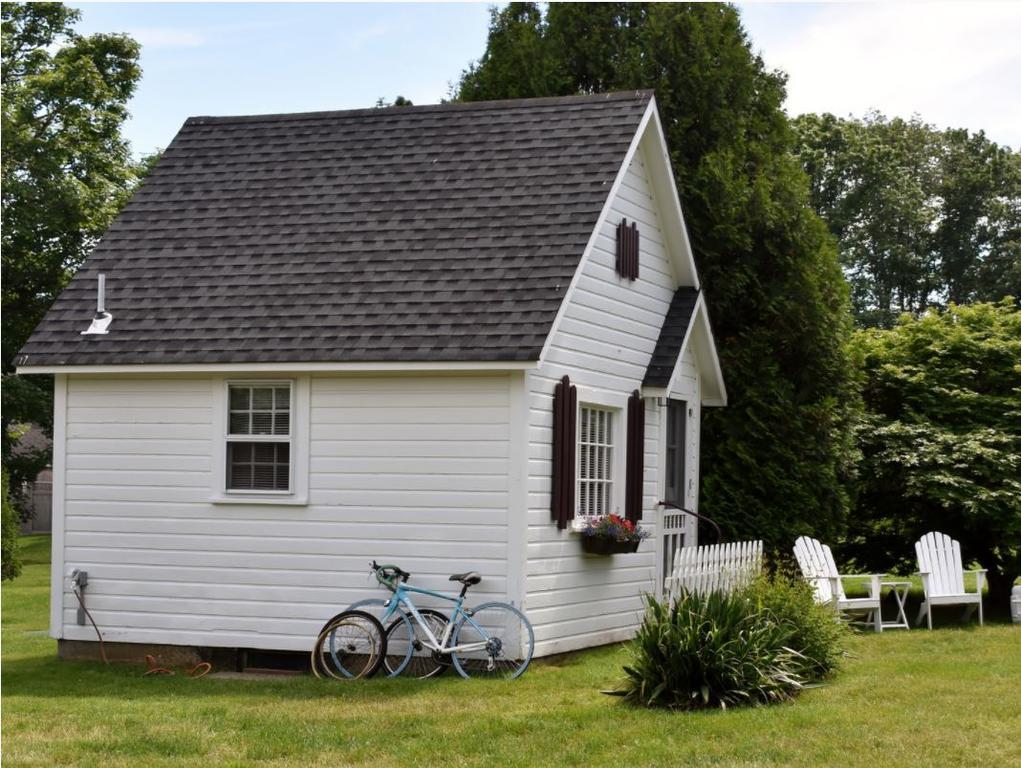 Hathaways Guest Cottages 찰스타운 외부 사진